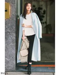 話題のお店に行く日は着映え素材の スカートをスウェットでクリーンにハズして