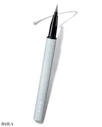 グラフィック リクイド アイライナー EX-01￥3300／RMK Division（1/9限定発売）