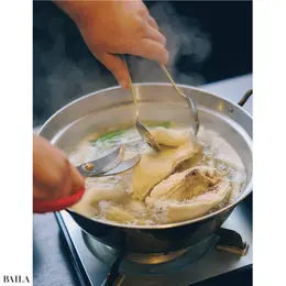 タッカンマリ（2〜3人前）¥4378