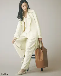 Theory（セオリー）のカセット服　白　貴島明日香