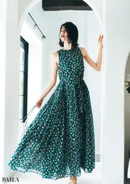 佐藤晴美　ワンピース￥30800／ショールーム セッション（ノーメント）　