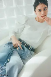 佐藤晴美　ブラウス￥27000／シーニュ