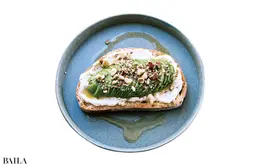 アボカドヴィーガンマヨサンド ￥900