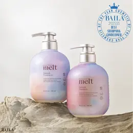 【シャンプー＆ コンディショナー部門】メルト（右）スムース シャンプー・（左）スムース トリートメント