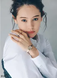 繊細に手の込んだアンティーク風 リングで淑女スタイルを確立