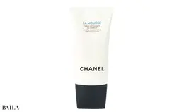 ラ ムース 150ml ￥8470／シャネル　