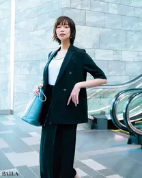 佐藤栞里　半袖ジャケット　トゥモローランド　通勤コーデ