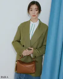 佐藤栞里　ロエベ　パズルバッグ