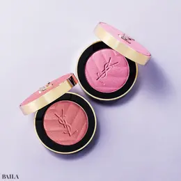 YSL メイクミー ブラッシュ パウダー （上）10・（下）44　各￥8360／イヴ・サンローラン・ボーテ