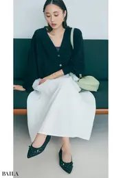 鈴木友菜　靴（0.7）￥12650／ル タロン 有楽町マルイ店（ル タロン）