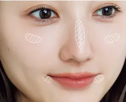 下半顔の重心上げには鼻すじ・頰・口もとのハイライトが効く！