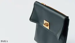 BALENCIAGAの薄型コイン＆カードホルダー