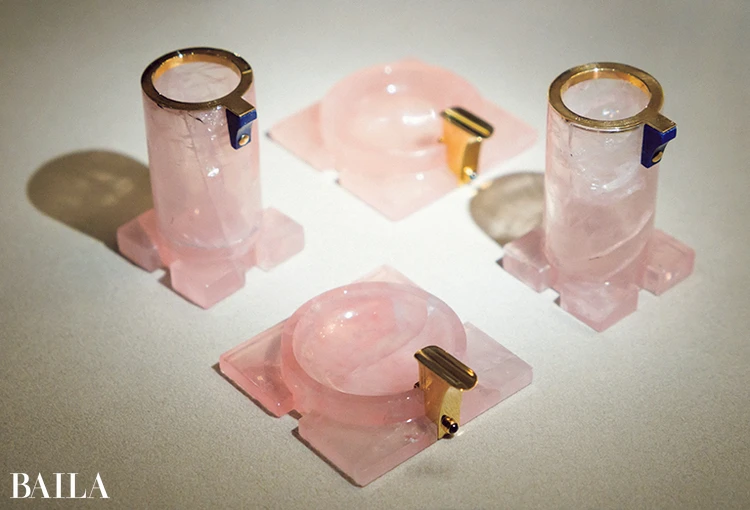 喫煙者のためのセット 1930年頃 イエローゴールド、サファイア、ローズクォーツ、 ラピスラズリ