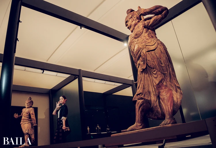 市川紗椰 「東博コレクション展」＠東京国立博物館  　初期の作品（右）『ヤシの木のある家』（1918年）と（左）『シウラナの小径』（1917年）