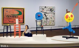 市川紗椰 「ミロ展」＠東京都美術館 手前右から『女と鳥』（1967年）、『座る女と子ども』（1967年）、『紳士、淑女』（1969年）