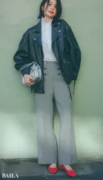 佐藤晴美　パンツ￥49500／アナイ