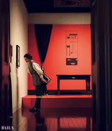 市川紗椰　三菱一号館美術館　ビアズリー展　愛読する小説『さかしま』に登場するバラ色の壁