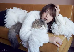 川口春奈　遊び心たっぷりなフリンジで意中のあの子の目を引いて