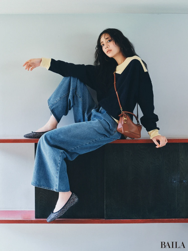 LOEWE（ロエベ）】貴島明日香が選ぶ“一生もの”ミニバッグ。上品さが