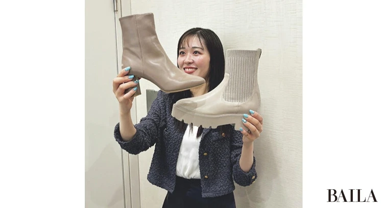 淡カラーブーツ