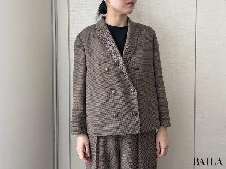 【結論】軽やかさときちんと感を両立する、大人のためのシアージャケット