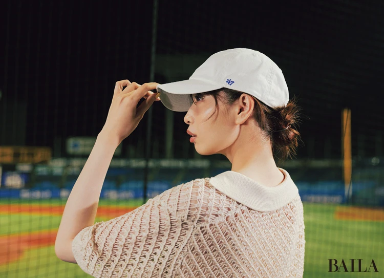 キャップは【無造作なゆるおだんご】でこなれ度底上げ