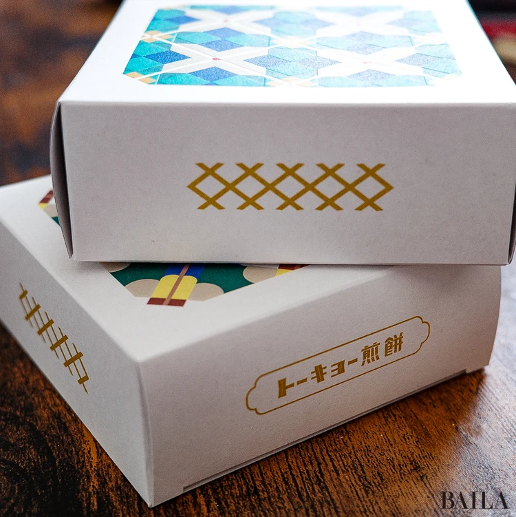 トーキョー煎餅のおしゃれなパッケージとロゴ