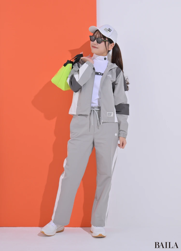 ピーダブリュサーキュラス　全身