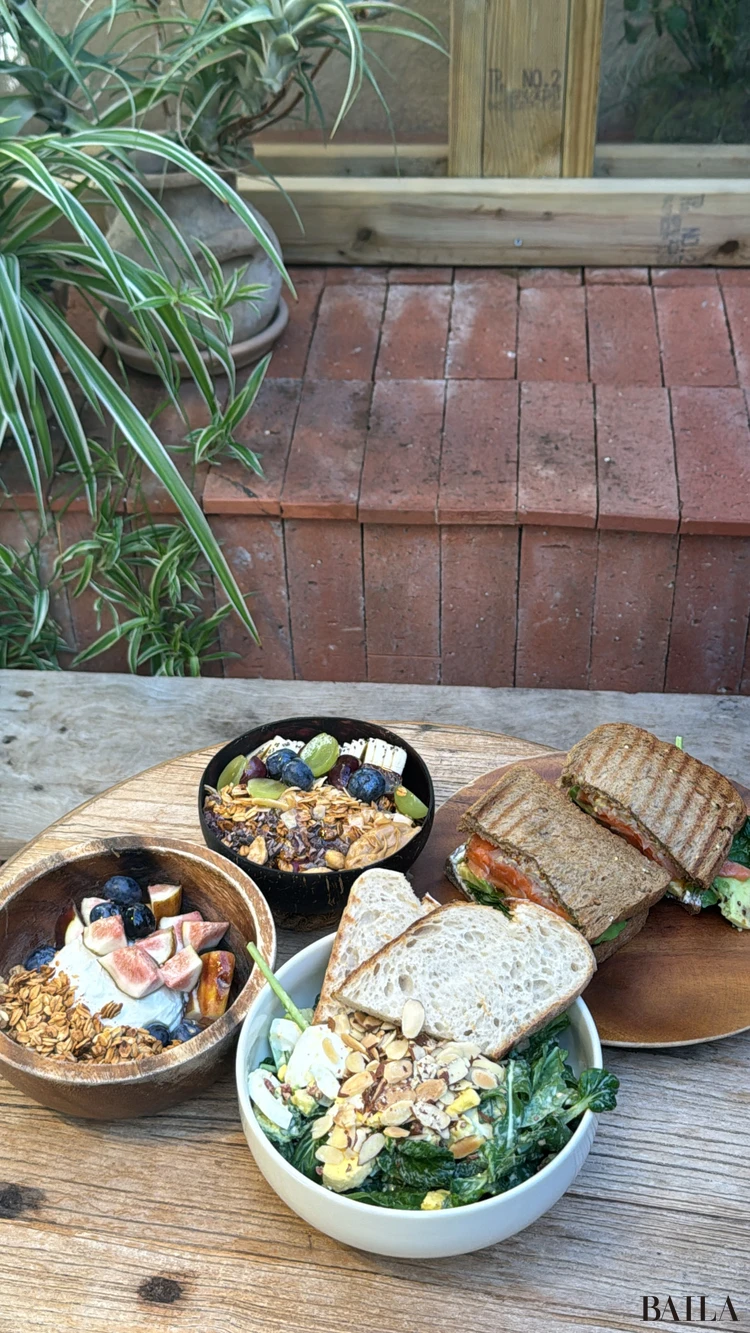 Thanksoat   thanks oat.韓国　グラノーラ　アサイーボウル 韓国カフェ　韓国カフェ巡り　女子旅韓国　グラノーラカフェ　韓国旅　旅行部　旅行　韓国旅行　韓国グルメ　韓国カフェ情報