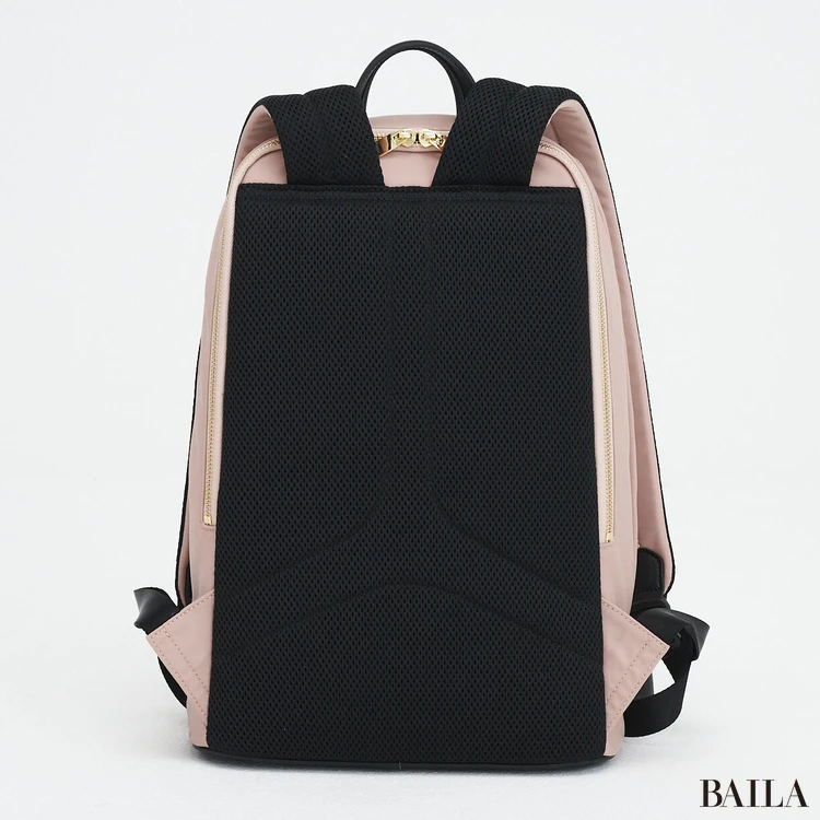 ダイアナ　リュック　背面クッション