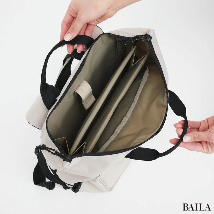 ザ・ノース・フェイス　リュック　内側　PCポケットの詳細