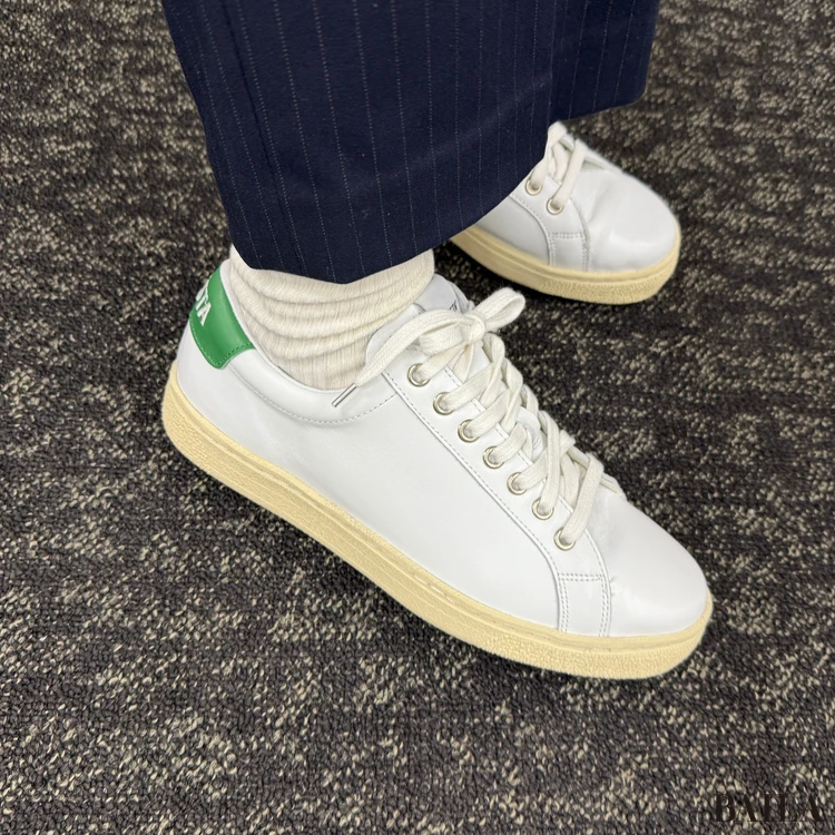 NOVESTA ITOH CLASSIC WHITE-GREEN 履いた様子