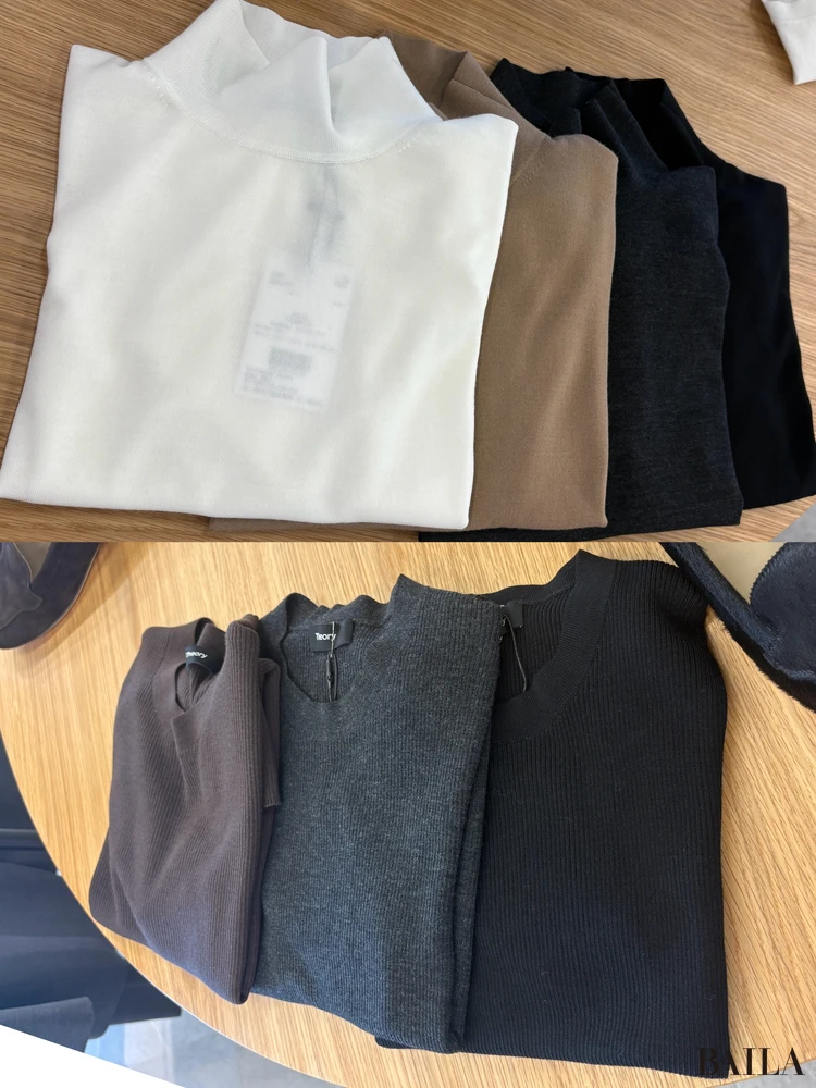 シアー感が絶妙なニット