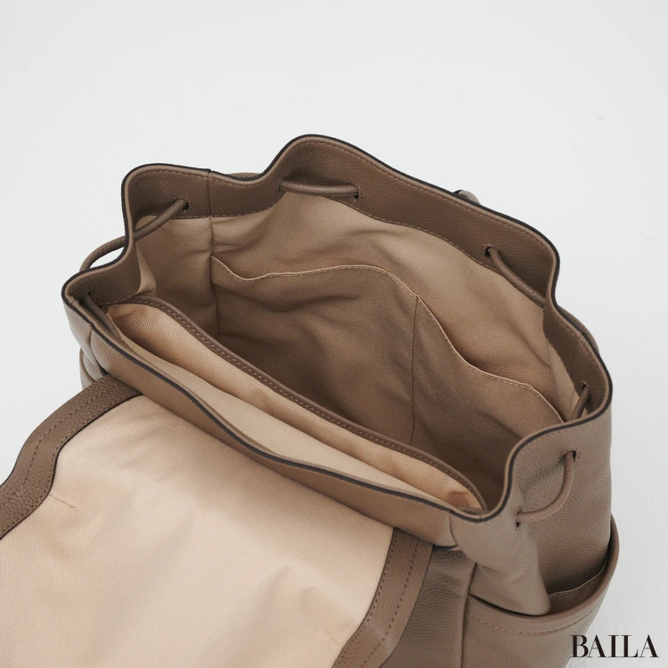 コール ハーン　リュック　オープンポケット