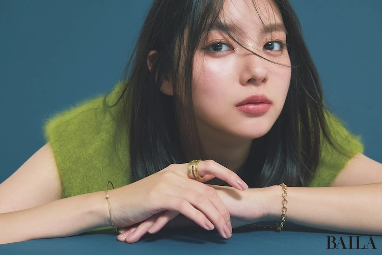 Shihara(シハラ) 一つでも重ねても美しいミニマルなゴールド