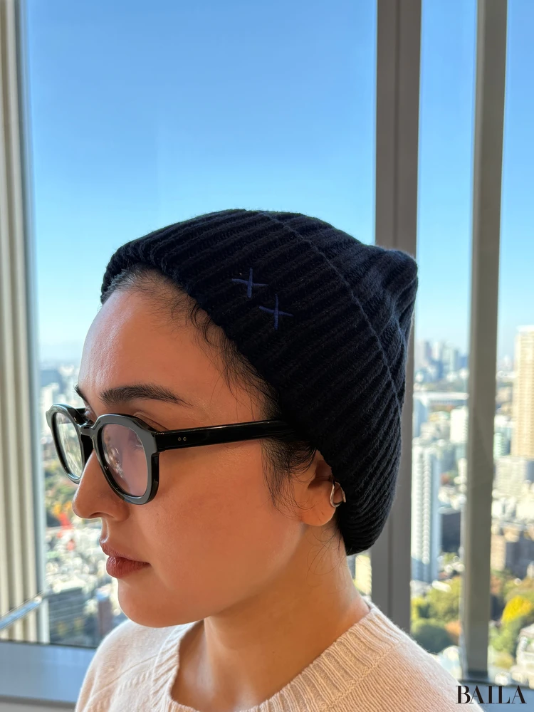 ヒートテックニットビーニー:小洒落たサイズ館とさりげない刺しゅう