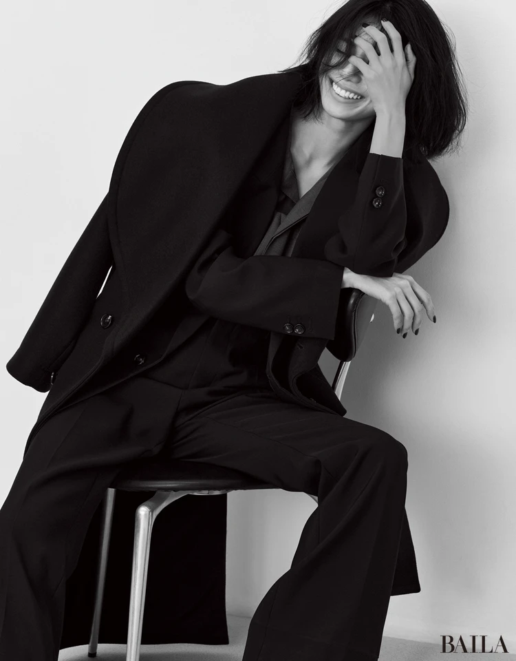 佐藤晴美　ボッテガ・ヴェネタのセットアップコーディネート