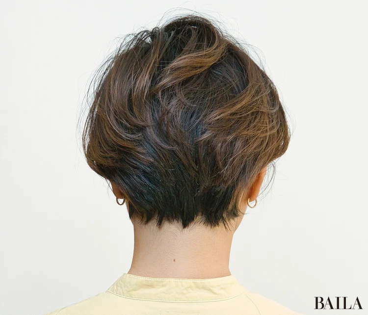 ニュアンスのある清潔感スタイル　バック