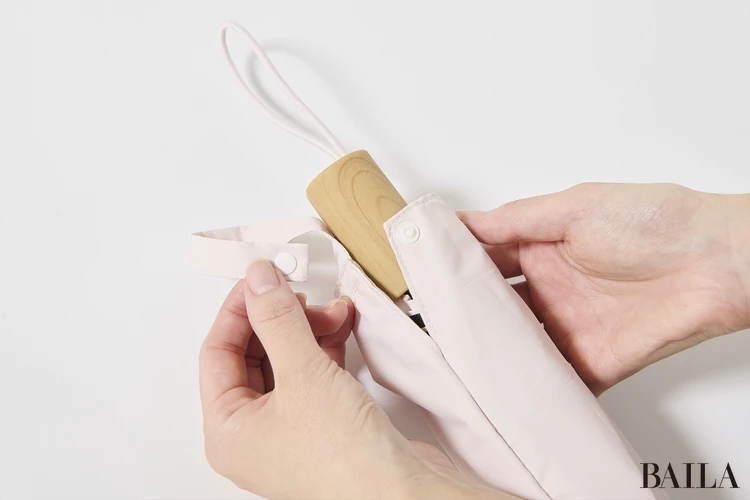 ユニクロの日傘　スペックまとめ｜UVカット・遮光・遮熱を備えた晴雨兼用モデル