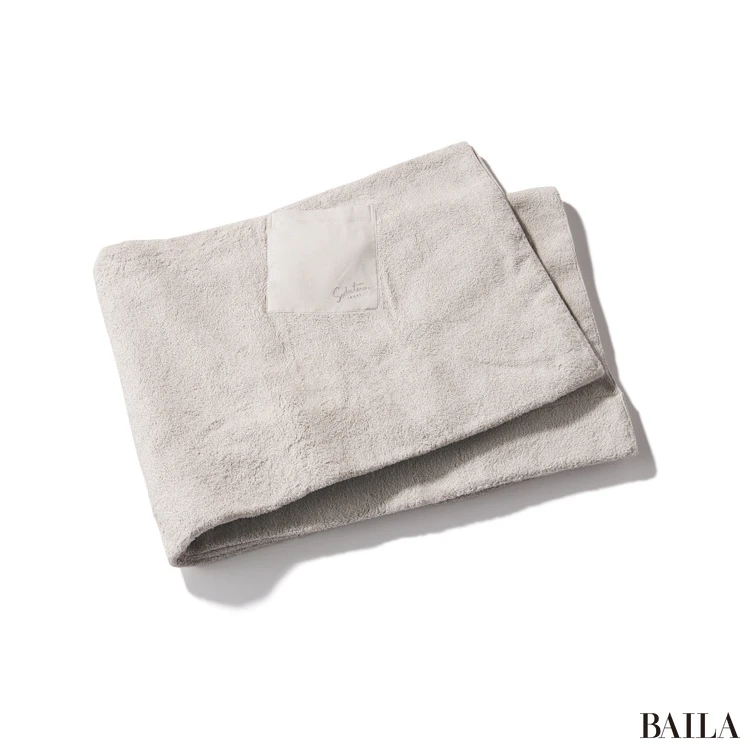 育てるタオル マルク グランケット ￥24200／エイズイ