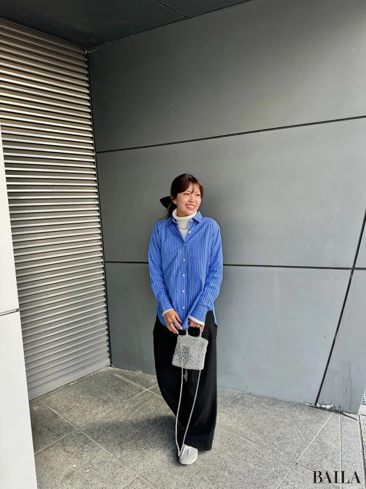 UNIQLOのコットンシャツをメインに、カジュアルコーデを組みました。