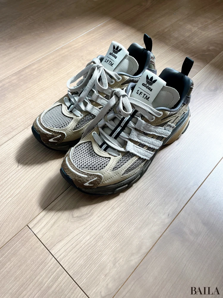 addidas(アディダス)ADISTOR CUSHION SFTM(カラー:SIMPLE BROWN)