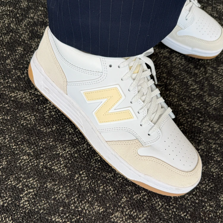 ニューバランス 480L 履いた様子