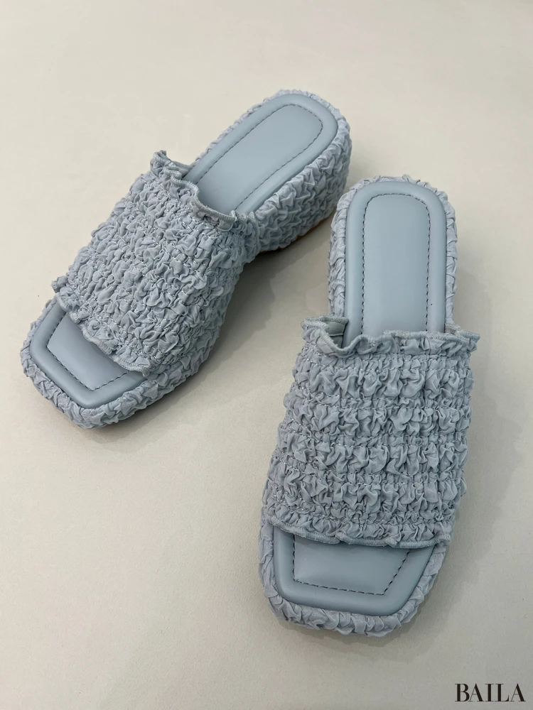 シャーリングプラットフォームミュール　水色　ジーユー