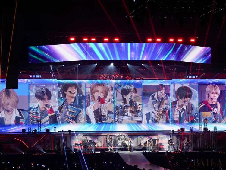 B&ZAIの8人　スタフェス