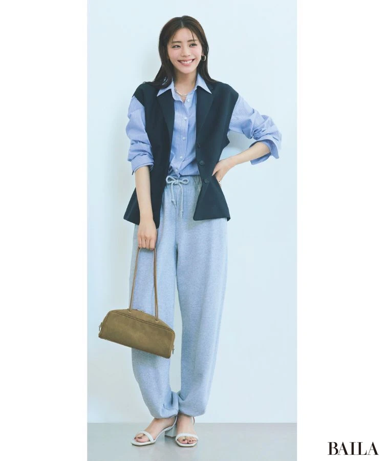 「×スウェットパンツ」で完成する旬のスポーツMIX