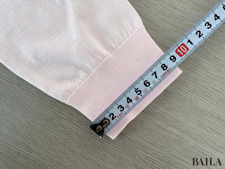 袖の筒幅：約9cm