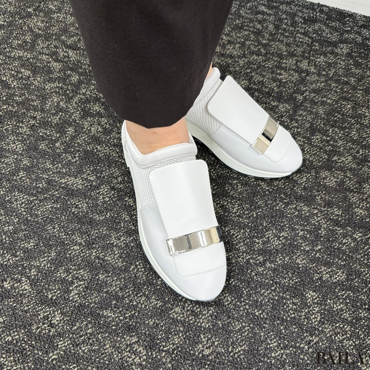 Sergio Rossi(セルジオ ロッシ) sr1 RUNNING 履いた様子