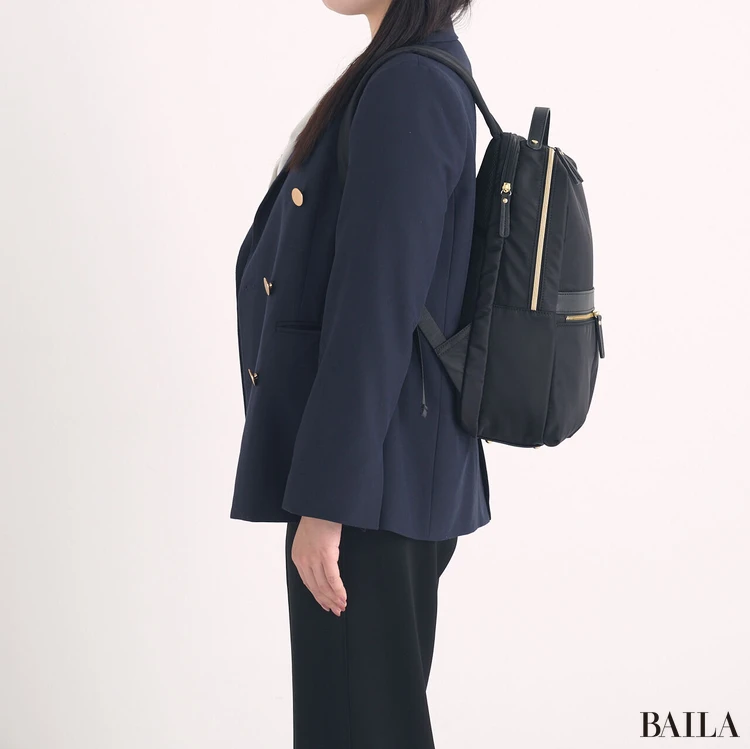 アオキ　リュック　着用感　サイド