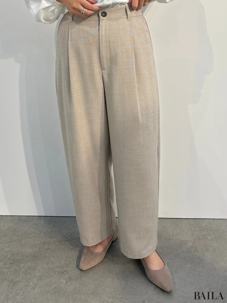ワイドテーパードアンクルパンツ¥2990(1月中旬発売予定)